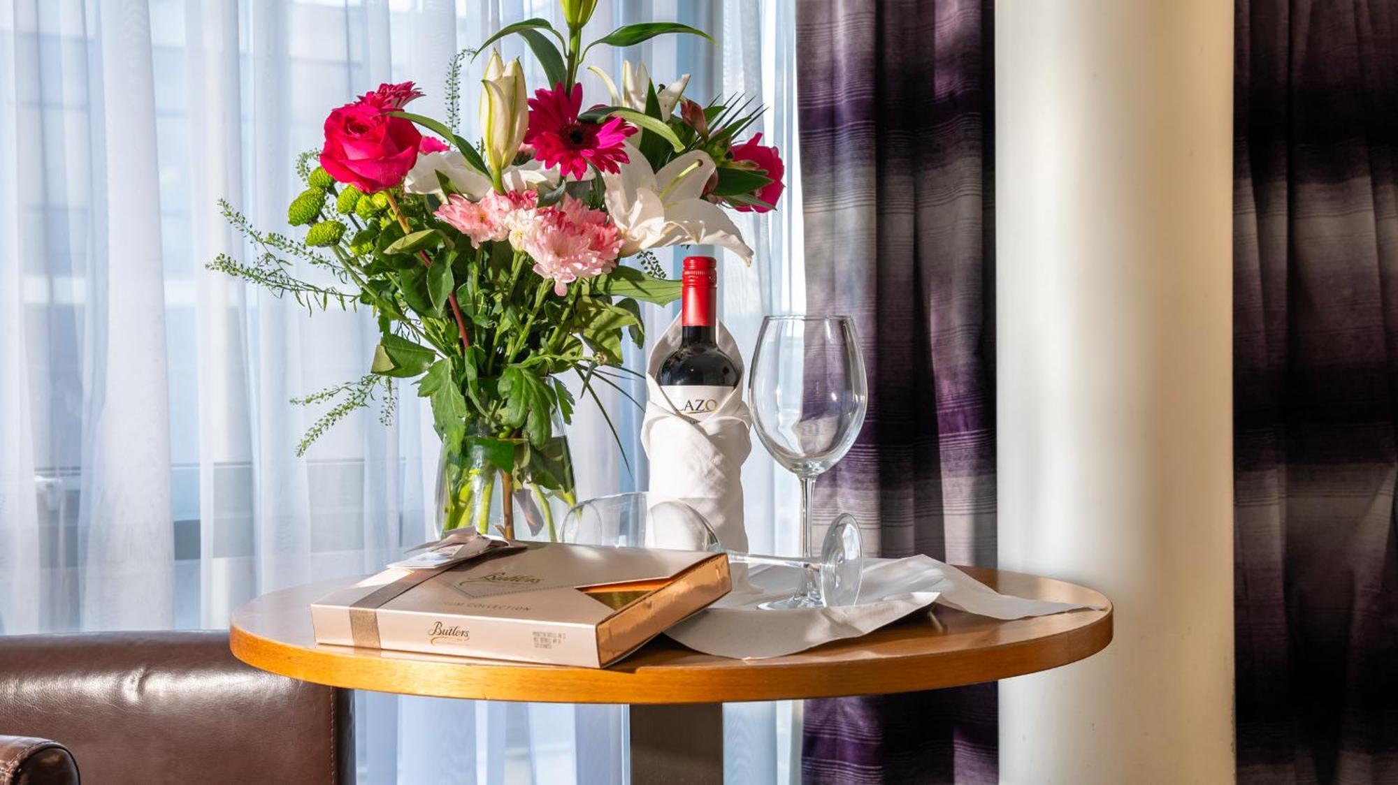 Beresford Hotel Дублин Экстерьер фото